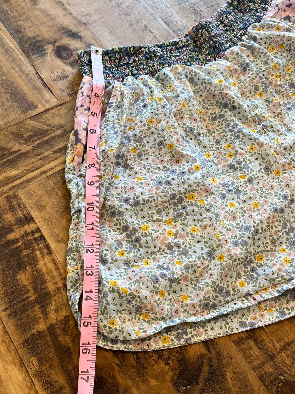 American Eagle Outfitters Floral Resort High-Waist Shorts in Light Blue and Navy - Picture 11 of 12